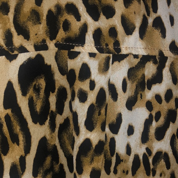 Abound Tan Leopard Camp Shirt - Picture 8 of 12